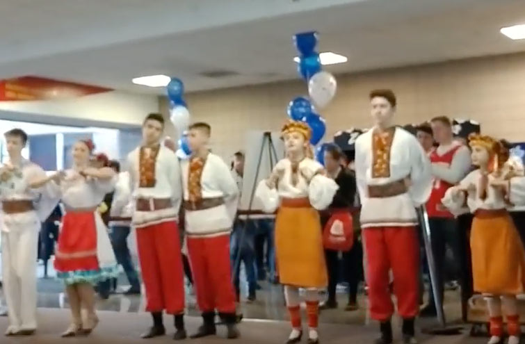 Voloshky Performing Group Pryvit at 76ers game
